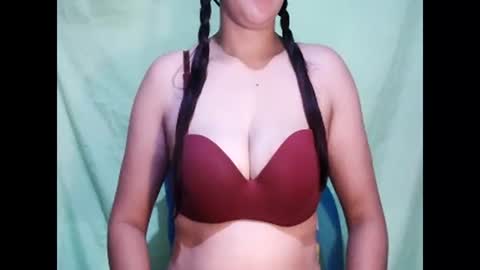 Snapshot of lovely_rose25 chatting on September 27, 2025, 7:57 am lovely rose25 online show from September 27, 2025, 7:57 am