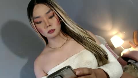 Snapshot of lovers_moon22 chatting on January 14, 2025, 9:41 pm lovers moon22 online show from January 14, 2025, 9:41 pm