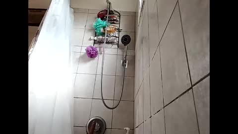 Snapshot of lowcard2389 chatting on March 1, 2025, 7:04 pm lowcard2389 online show from March 1, 2025, 7:04 pm