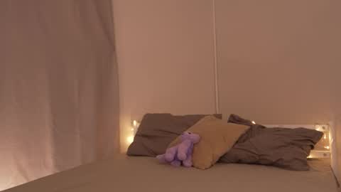 Snapshot of lu__lane chatting on September 11, 2025, 7:19 am Lu 3 online show from September 11, 2025, 7:19 am