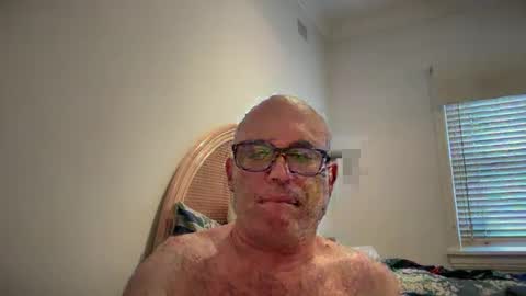 Snapshot of lucas10004 chatting on February 23, 2025, 7:11 am lucas10004 online show from February 23, 2025, 7:11 am