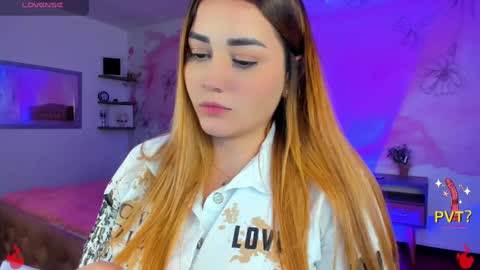 Snapshot of lucia_star_ chatting on March 5, 2025, 2:57 am lucia star  online show from March 5, 2025, 2:57 am
