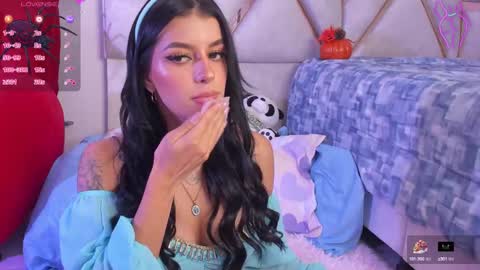 Snapshot of luciajhonnes chatting on October 9, 2025, 12:52 am LuciaJhonnes online show from October 9, 2025, 12:52 am