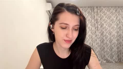 Snapshot of lucibeveridge chatting on October 31, 2025, 7:26 pm Mary online show from October 31, 2025, 7:26 pm