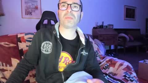 Snapshot of luckydrakex chatting on December 31, 2024, 12:11 am Lucky online show from December 31, 2024, 12:11 am