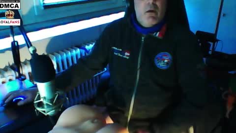 Snapshot of luckyfreak1 chatting on February 1, 2025, 10:26 am call me Stefan online show from February 1, 2025, 10:26 am