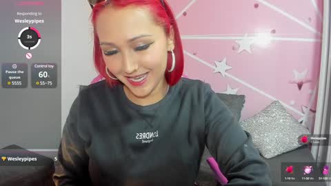 Snapshot of lucy_beatifull chatting on January 3, 2025, 8:43 am lucy_beatifull online show from January 3, 2025, 8:43 am