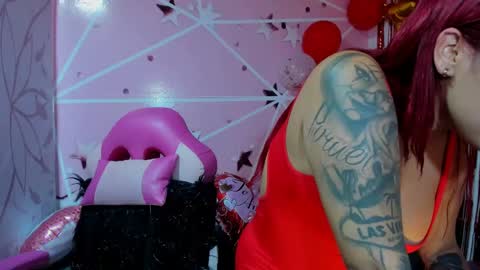 Snapshot of lucy_beatifull chatting on February 17, 2025, 7:53 pm lucy_beatifull online show from February 17, 2025, 7:53 pm