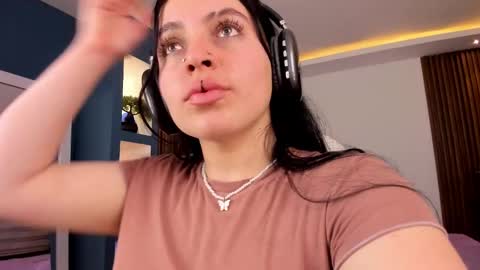 Snapshot of lucy_smith7 chatting on January 18, 2025, 3:31 am Sofia  online show from January 18, 2025, 3:31 am