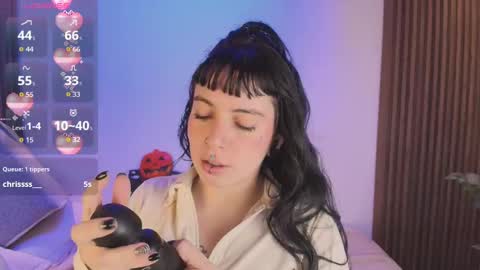 Snapshot of lucy_smith7 chatting on October 14, 2025, 7:47 pm Sofia  online show from October 14, 2025, 7:47 pm