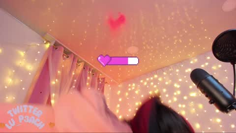 Snapshot of lucyy_peach chatting on January 30, 2025, 4:27 am LUCYY FROM HOME  online show from January 30, 2025, 4:27 am