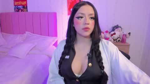 Snapshot of lucyy_peach chatting on October 9, 2025, 2:09 am LUCYY FROM HOME  online show from October 9, 2025, 2:09 am