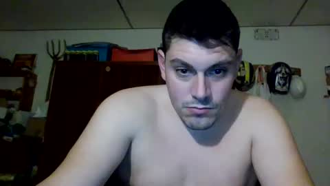 Snapshot of luis2423 chatting on January 12, 2025, 10:22 pm A slave to the mistress.. un esclavo para las amas dominantes. online show from January 12, 2025, 10:22 pm