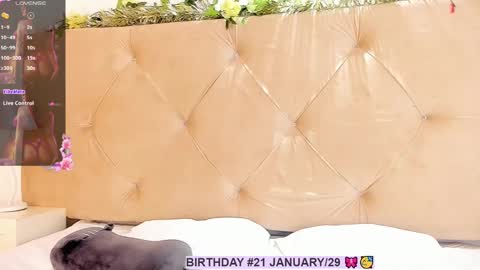       online show from January 25, 2025, 8:10 pm