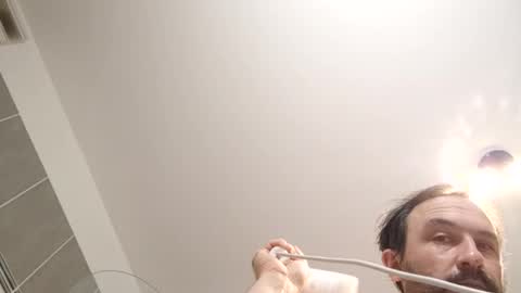 Snapshot of luluberlu042 chatting on January 10, 2025, 7:04 am Ludo online show from January 10, 2025, 7:04 am