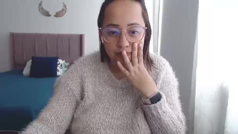 Snapshot of lumi_84 chatting on January 11, 2025, 4:25 pm LUMI online show from January 11, 2025, 4:25 pm