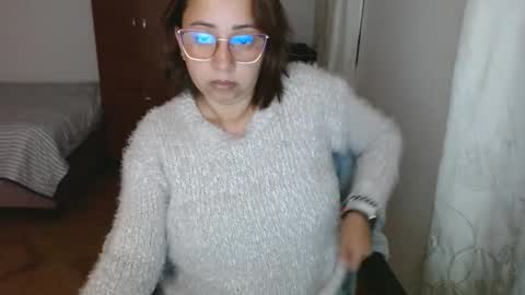 Snapshot of lumi_84 chatting on February 14, 2025, 1:13 am LUMI online show from February 14, 2025, 1:13 am