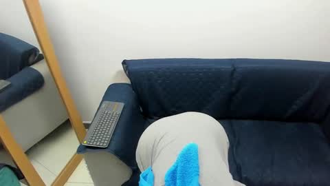 Snapshot of luna_dumont chatting on February 3, 2025, 8:57 am luna online show from February 3, 2025, 8:57 am