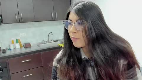 Snapshot of luna_dumont chatting on September 12, 2025, 11:32 am luna online show from September 12, 2025, 11:32 am