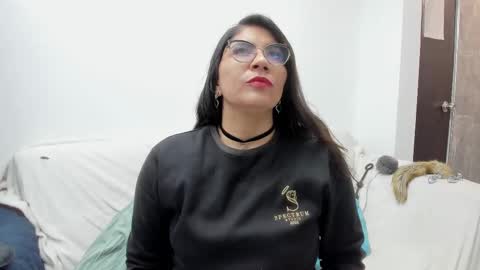 Snapshot of luna_dumont chatting on September 20, 2025, 11:22 am luna online show from September 20, 2025, 11:22 am