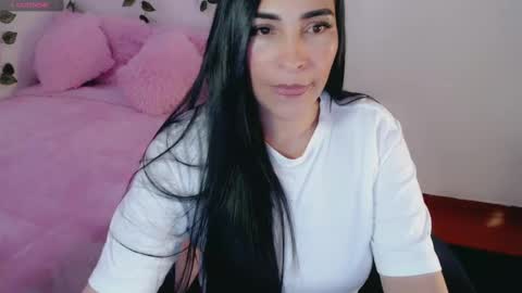 Snapshot of luna_lgomez chatting on March 1, 2025, 1:18 pm luna online show from March 1, 2025, 1:18 pm