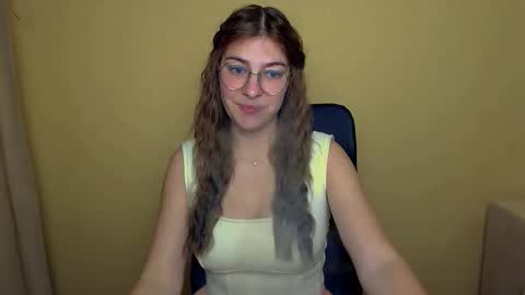 Luna online show from October 17, 2025, 5:32 am