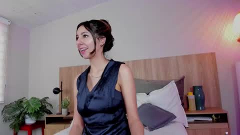 Snapshot of luna_willians chatting on October 15, 2025, 1:55 pm luna online show from October 15, 2025, 1:55 pm