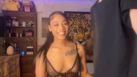 Snapshot of lunaa_11 chatting on December 7, 2024, 6:54 am lunaa_11 online show from December 7, 2024, 6:54 am