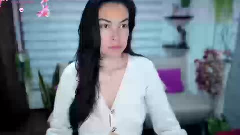 Luna online show from September 19, 2025, 1:40 am