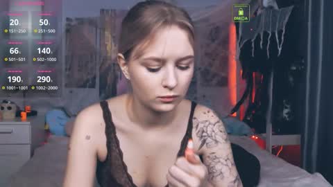 Snapshot of lunaluxyx chatting on October 24, 2025, 11:28 am Luna online show from October 24, 2025, 11:28 am