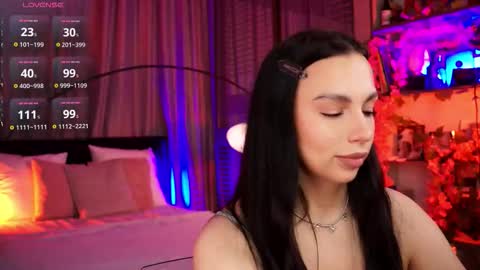 Snapshot of lunanight_ chatting on October 7, 2025, 8:39 pm Luna  next streams Mon Fri Sat Sun 8pm-5am gmt0 online show from October 7, 2025, 8:39 pm