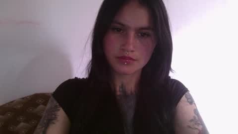 Snapshot of lunatica_2000 chatting on January 10, 2025, 4:51 pm Luna online show from January 10, 2025, 4:51 pm