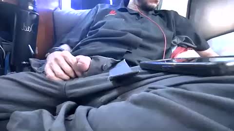 Snapshot of lurkus chatting on October 2, 2025, 9:27 am lurkus online show from October 2, 2025, 9:27 am