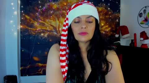 Snapshot of lust_mom chatting on December 22, 2024, 9:42 pm Angela 3 online show from December 22, 2024, 9:42 pm