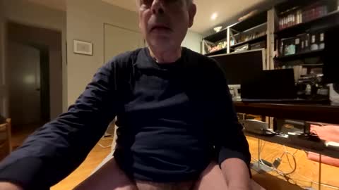 luv2cum4unow online show from February 28, 2025, 11:36 am