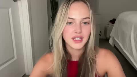 Snapshot of luvaimee chatting on October 11, 2025, 3:17 am Aimee online show from October 11, 2025, 3:17 am