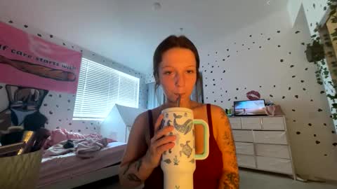 Snapshot of luvkendal chatting on October 15, 2025, 9:26 pm luvkendal online show from October 15, 2025, 9:26 pm