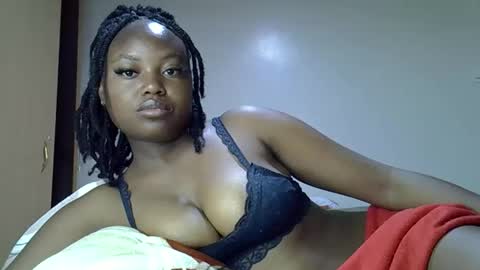 Snapshot of luvly_ebonny chatting on September 21, 2025, 3:30 am Tracy online show from September 21, 2025, 3:30 am