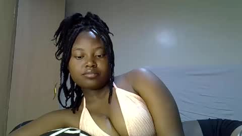 Snapshot of luvly_ebonny chatting on October 18, 2025, 7:36 pm Tracy online show from October 18, 2025, 7:36 pm