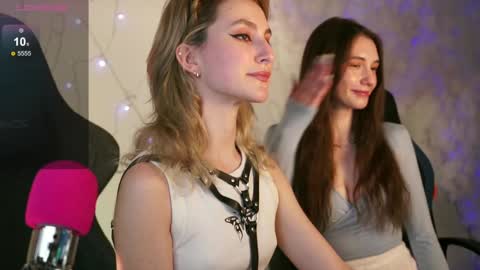 Snapshot of luxrayi chatting on January 19, 2025, 10:17 pm Ray online show from January 19, 2025, 10:17 pm