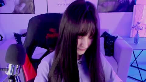 Snapshot of luxrayi chatting on February 12, 2025, 12:05 am Ray online show from February 12, 2025, 12:05 am