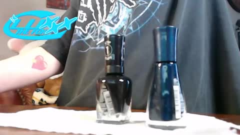 Snapshot of luxxxthefox chatting on October 8, 2025, 11:57 pm LuxxxTheFox online show from October 8, 2025, 11:57 pm