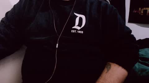 Snapshot of lvcifer_ chatting on January 23, 2025, 8:36 am ayoo online show from January 23, 2025, 8:36 am