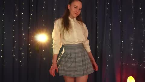 Snapshot of lynn_feline chatting on January 19, 2025, 5:39 pm Lynn online show from January 19, 2025, 5:39 pm