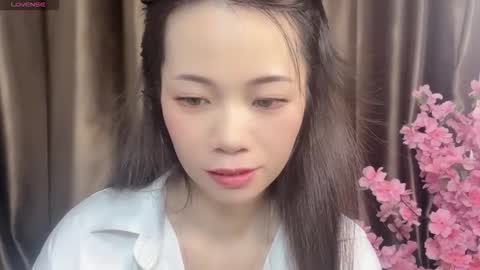 Snapshot of lynnalltop_165_keke chatting on October 15, 2025, 12:11 am lynnalltop_165_keke online show from October 15, 2025, 12:11 am