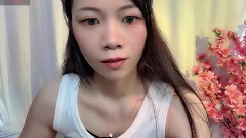 Snapshot of lynnalltop_165_keke chatting on October 18, 2025, 1:41 am lynnalltop_165_keke online show from October 18, 2025, 1:41 am