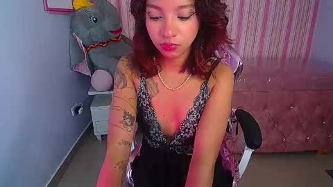 Snapshot of lyynn_ch chatting on October 8, 2025, 4:48 pm Lyn online show from October 8, 2025, 4:48 pm