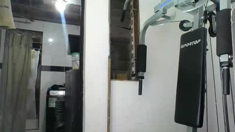 Snapshot of m0ntana777 chatting on September 12, 2025, 7:41 am m0ntana777 online show from September 12, 2025, 7:41 am
