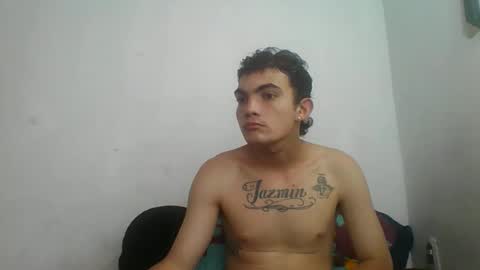 Snapshot of m0ntana777 chatting on October 21, 2025, 10:49 am m0ntana777 online show from October 21, 2025, 10:49 am