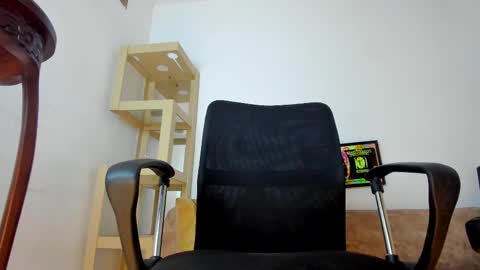 Mila online show from February 13, 2025, 6:05 pm